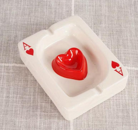 Попільничка "Черва"