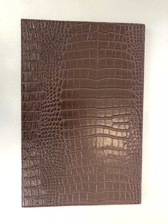 Підтарельник "Крокодиляча шкіра" коричневий