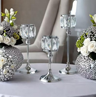 Набір із трьох свічників  