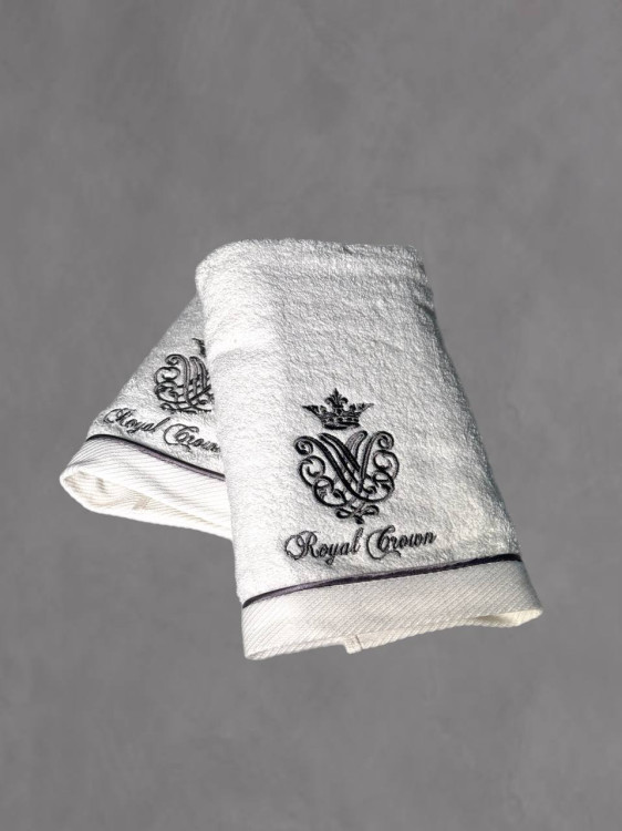 Набір рушників з вишивкою "Royal Crown", білий/чорний