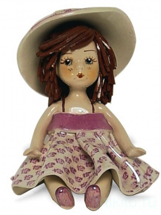 Статуетка "Дівчинка в фіолетовому"