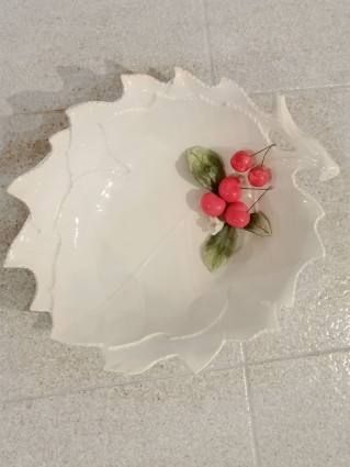 Блюдо Вишня у формі листа