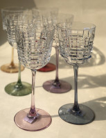 Набір келихів для вина Incontro різнокольорові