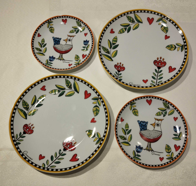 Набір тарілок "Cocorico" 4 предметів, 2 персони, різнокольоровий