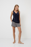 Костюм жіночий з шортами 