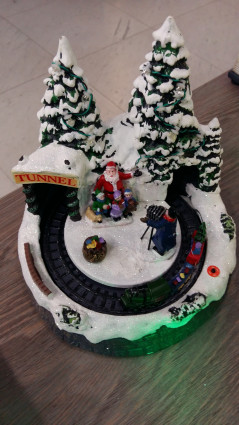 "Фото с Сантой" (LED, музика, рух, "Try me')