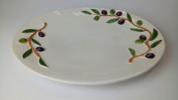 Блюдо овальне плоске 
