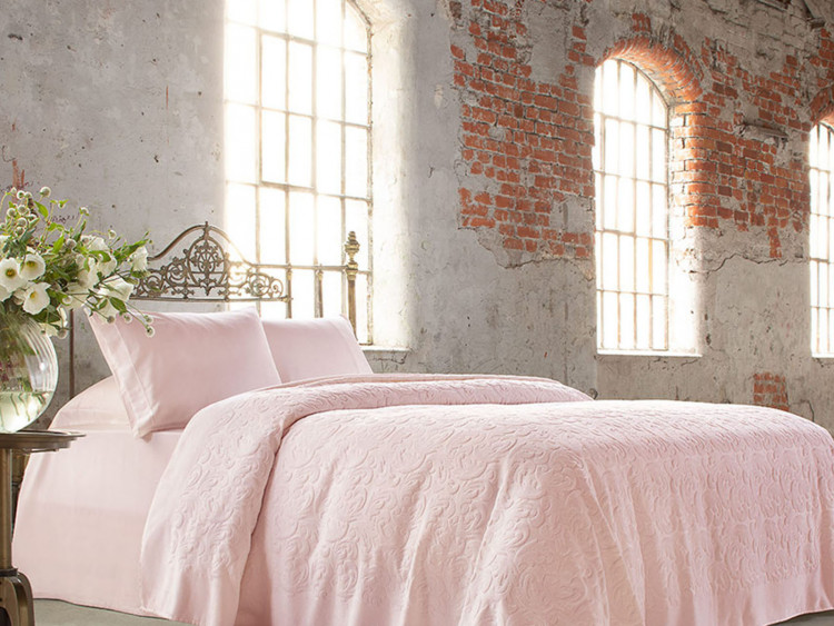 Постельное белье с покрывалом Baroc с пике