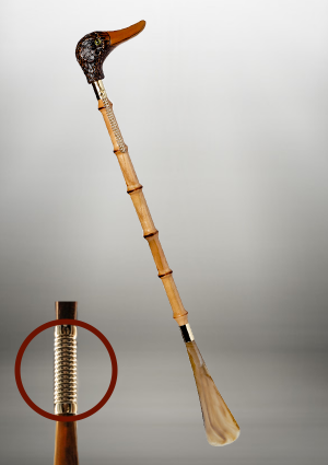 Ложка для взуття "Гусак з янтарними очима" з пружиною