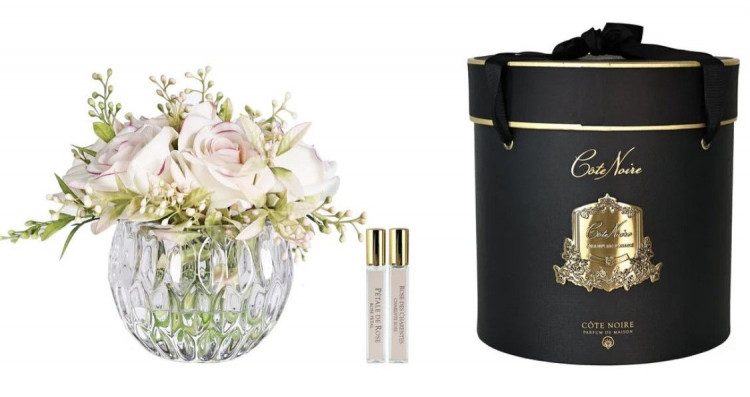 Парфумований букет “Roses & Blush” колір золото