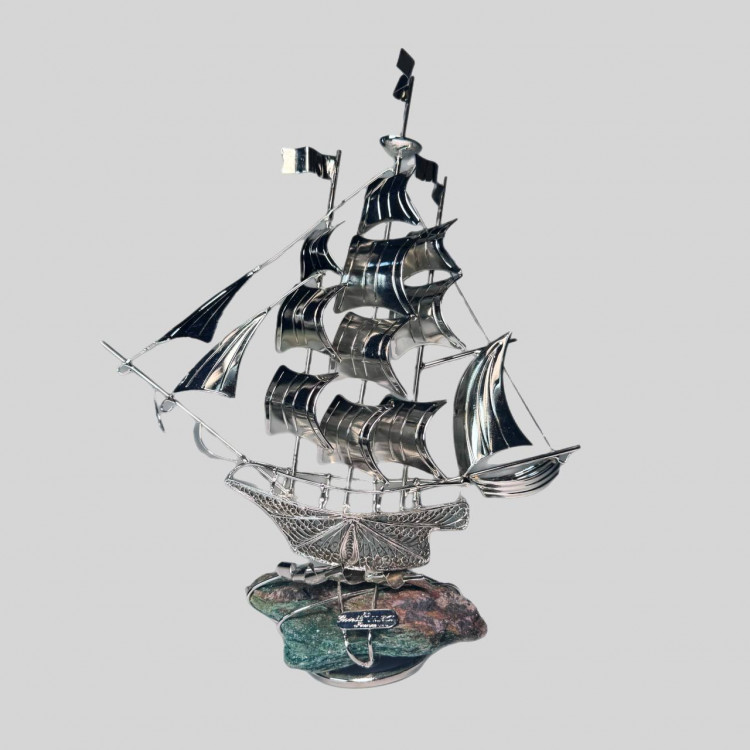 Декор "Каравела на хвилях" h-27, фуксит, колір срібло