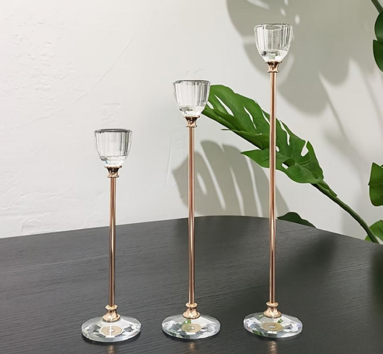 Набір із трьох свічників  "Діамант" h-28см,23см,18см, колір золото