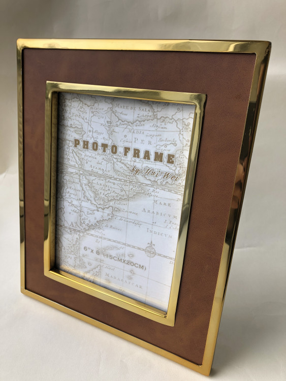 Фоторамка 27x22x2см (20х15см) (золото, шкіра)